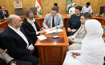 محافظ المنوفية يشهد عقد قران عروسين يتيمين من مؤسسة تربية البنين والبنات