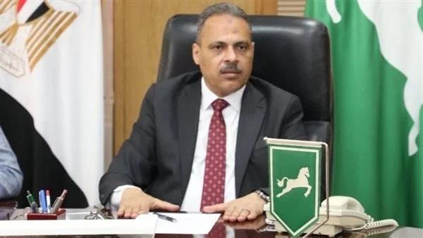 محافظ الشرقية يشدد على استيفاء الاشتراطات الصحية والبيئية لإصدار تراخيص محطات المحمول