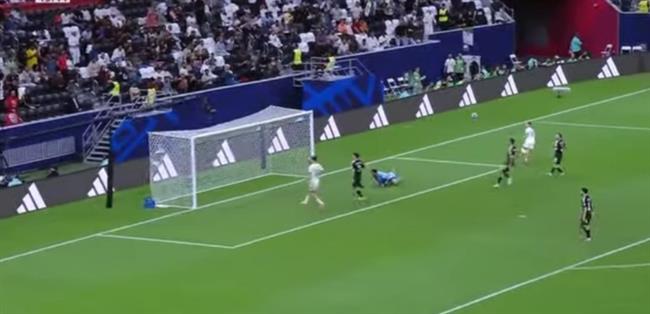 كأس العرب.. الجزائر تتقدم على الإمارت بالهدف الأول   