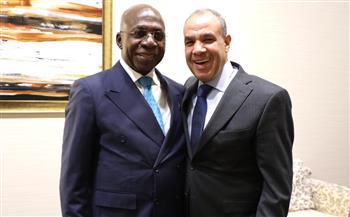وزير الخارجية يشيد خلال لقائه نظيره الأنجولي بالزخم الذي تشهده العلاقات بين البلدين