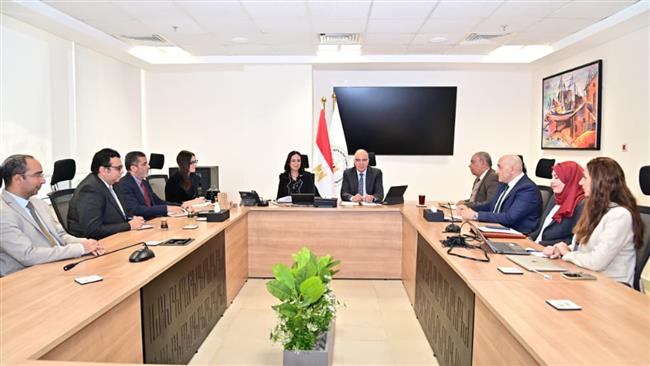 وزيرا الري والتضامن الاجتماعي يبحثان التعاون في مجال تدوير ورد النيل لإنتاج مشغولات يدوية