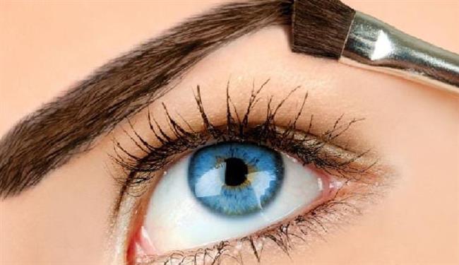 تفتيح الحواجب في المنزل… خطوة جمالية تمنحك إطلالة أكثر إشراقًا