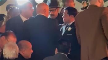 محمد ثروت وصبري فواز وخالد زكي ونرمين الفقي أول الحاضرين حفل زفاف ابنة محمد هنيدي  