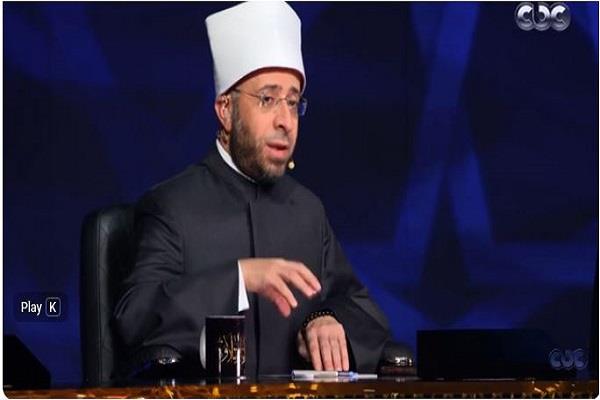 وزير الأوقاف يُشيد بالطفل "عمر علي": صوته يجعلني أشعر بالسعادة والإيجابية والأمل العظيم