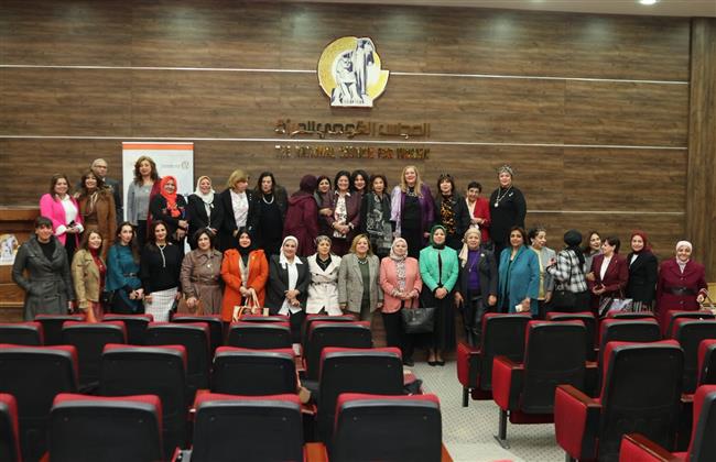 لجنة العلاقات الخارجية بالقومي للمرأة تنظم لقاء بعنوان "دور الدبلوماسية في مواجهة العنف ضد المرأة"