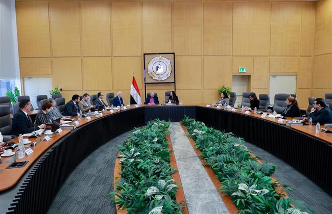 وزيرة التضامن: مبادرة "ازرع" تعد بوابة للخروج والتمكين من دائرة العوز إلى التمكين والإنتاج 