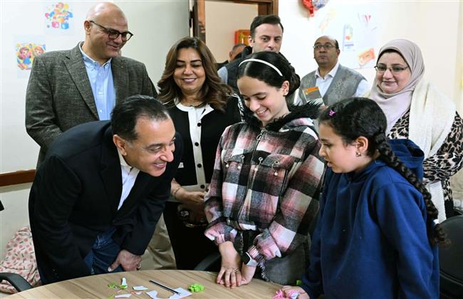 خلال جولته بالقليوبية.. رئيس الوزراء يؤكد دعم الدولة لمختلف المشروعات الثقافية المتنوعة 