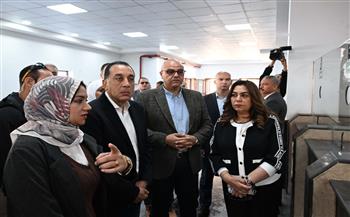 خلال جولته في القليوبية.. رئيس الوزراء يتفقد المركز التكنولوجي بطحانوب