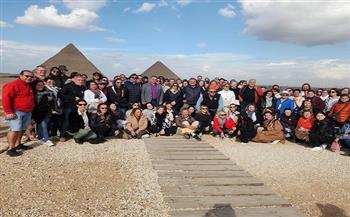 السياحة والآثار تنظم رحلة تعريفية للخبراء والمؤثرين الفرنسيين لزيارة المقصد المصري