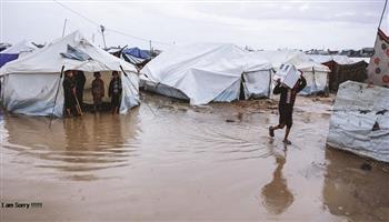 منخفض جوي يٌغرق غزة.. تدمير 27 ألف خيمة وتضرر ربع مليون نازح
