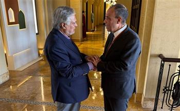 وزير الخارجية يبحث مع نظيره الباكستاني تعزيز الشراكة الاقتصادية والسياسية