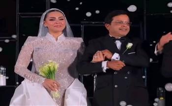 "بنت أبويا".. دموع محمد هنيدي في زفاف ابنته فريدة وحضور حاشد لنجوم الفن