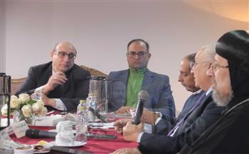 بحضور رئيس تحرير "الهلال".. المركز القبطي يناقش كتاب الثقافة الإنسانية لسامح فوزي