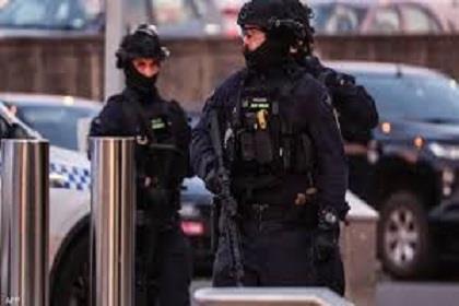 الشرطة الأسترالية: منفذا الهجوم أب وابنه ويبلغان من العمر 50 و24 عاما