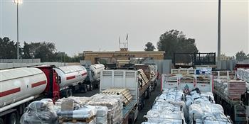 رغم سوء الأحوال الجوية.. الهلال الأحمر يكثّف إمدادات الشتاء إلى غزة عبر قافلة «زاد العزة» 