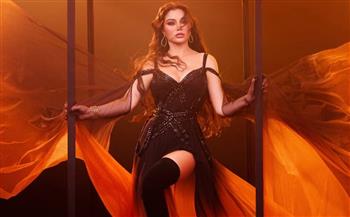 هيفاء وهبي بفستان" سوبروومان"  