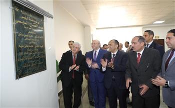 محافظ بني سويف يشارك وزير التعليم العالي في افتتاح قاعة الاحتفالات الكبرى بمجمع المعاهد العليا 