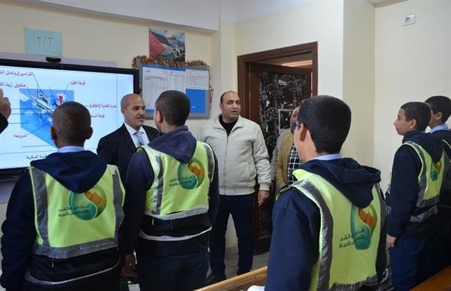 رئيس مياه الشرب بالجيزة يتفقد المدرسة الثانوية الفنية لمياه الشرب والصرف الصحي