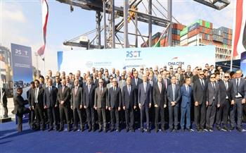 وزير الصناعة يشهد بدء التشغيل التجريبي لمحطة البحر الأحمر لتداول الحاويات رقم 1 بميناء السخنة