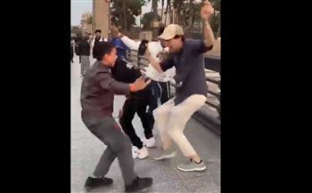 صانع البهجة.. مؤثر بلجيكي يشعل الإنترنت برقصات مع المصريين (فيديو)