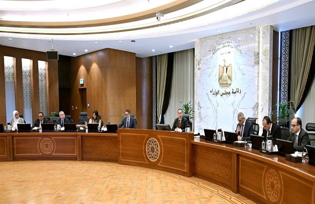 رئيس الوزراء لمجتمع رجال الأعمال والمستثمرين: «ضاعفوا استثماراتكم.. المناخ جاذب والفرص واسعة» 