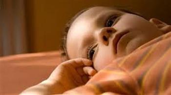 دراسة حديثة: مزاج الطفل وحالته النفسية في الشتاء يتأثران بوالديه