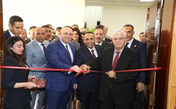 محافظ بني سويف يشارك وزير التعليم العالي في افتتاح قاعة الاحتفالات الكبرى بمجمع المعاهد العليا بشرق النيل