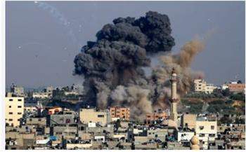 قصف إسرائيلي متواصل شرق غزة وسيول الأمطار تُغرق خيام النازحين