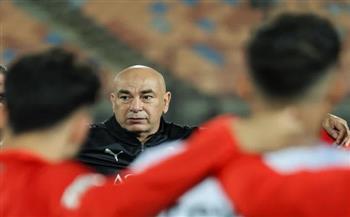 حسام حسن يحفز لاعبي المنتخب قبل مواجهة نيجيريا الهامة 