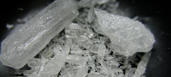 السجن والغرامة لمتعاطي الشابو.. تعرف على العقوبة قبل فوات الأوان