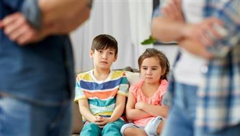 عادات تربوية شائعة قد تهدد أمان طفلك النفسي دون انتباهك