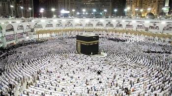 "المطوف الرقمي".. باقة من الخدمات الذكية لتيسير أداء المناسك داخل المسجد الحرام