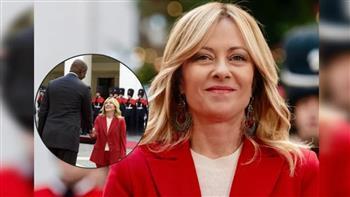 بسبب فرق الطول.. نظرة رئيسة وزراء إيطاليا لرئيس موزمبيق تشعل الانترنت