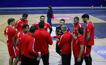 «رجال طائرة الأهلي» يواجه سبورتنج في دوري المرتبط