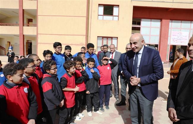 وزير التعليم ومحافظ أسوان يواصلان جولتهما التفقدية بزيارة المدرسة المصرية اليابانية ومدرسة محمد الدمر