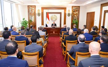 وزير الخارجية يجتمع مع قيادات الوزارة من الدرجات الوسطى لمتابعة سير العمل