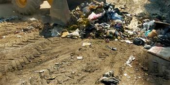 رفع 1000 طن من المخلفات وإزالة 4 حالات بناء مخالف بمدينة إسنا بالأقصر