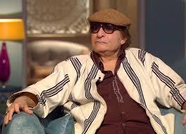 تفاصيل الحالة الصحية لمحيي إسماعيل بعد نقله إلى المستشفى 