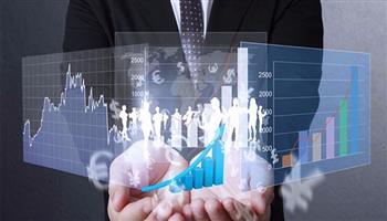 اقتصادي: إطلاق الحكومة حزمة استثمارية متكاملة يسهم في تحسين مناخ الاستثمار ودفع النمو الاقتصادي