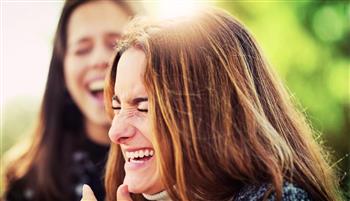 لرسم الابتسامة على وجوه من حولك.. اتبعي هذه النصائح