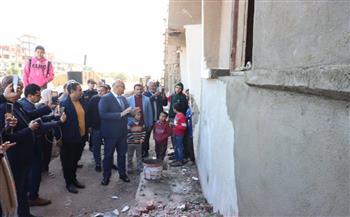 محافظ القليوبية يتابع إصلاح واجهات المنازل المتضررة جراء حادث قطار طوخ