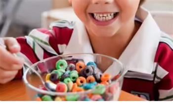 للأمهات.. كيف تؤثر الألوان الصناعية علي صحة وسلوك طفلك؟ 