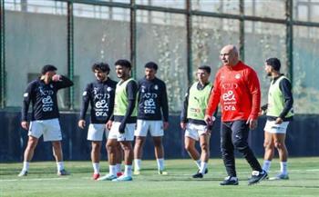 تعرف على تفاصيل اجتماع حسام حسن مع لاعبى المنتخب 