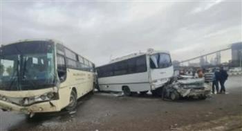 حادث مروع بالطريق السياحي.. تصادم أكثر من 10 سيارات وأتوبيس