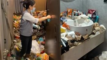 شاهد| مدمن ألعاب يحوّل غرفة فندق إلى مكب نفايات