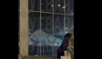  شاهد.. عشاء رومانسي يتحول إلى ساحة حرب بسبب هجوم طائرة مسيرة