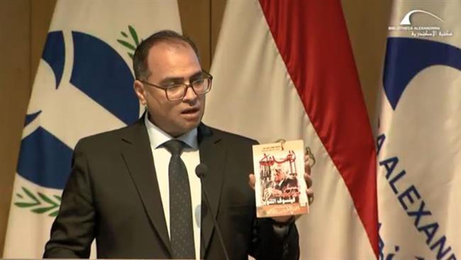 خلال احتفالية مكتبة الإسكندرية بمئوية مراد وهبة.. طه فرغلي: «احتفينا فى عدد الهلال الأخير بفيلسوف التنوير»