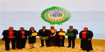 نقيب التمريض تتسلم جائزة مجلس وزراء الصحة العرب في تعليم التمريض والقبالة لعام 2025