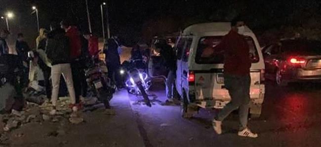 تفاصيل مصرع 7 أشخاص في انقلاب سيارة سوزوكي أعلى الطريق الإقليمي بأكتوبر