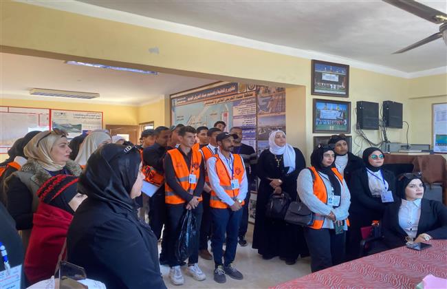 كيان "رواد المحافظات الحدودية" ينفذ زيارة ميدانية لميناء العريش البحري بشمال سيناء